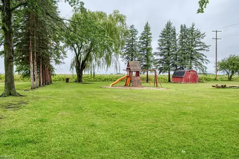 309 N Herring, Ashley, MI 48806 photo 20