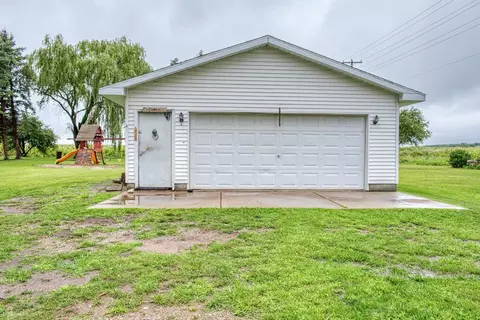 309 N Herring, Ashley, MI 48806 photo 21