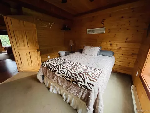 Bedroom - N8041 Harborview, Munising, MI 49862 photo 1 of 3