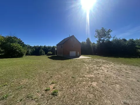 Exterior - N8041 Harborview, Munising, MI 49862 photo 9 of 10