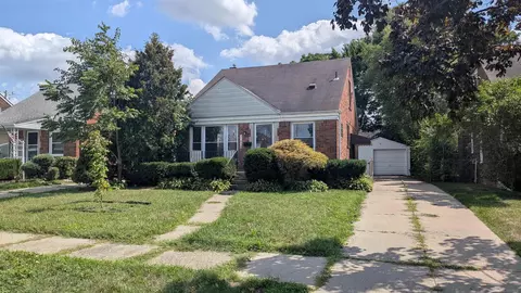 17970 Lincoln, Roseville, MI 48066