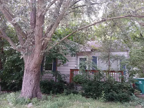 21829 Shakespeare, Eastpointe, MI 48021