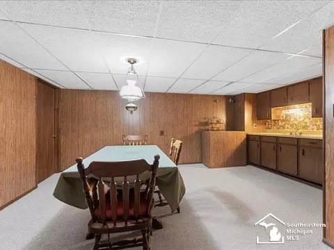 Dining - 14142 Dundee, Riverview, MI 48193 photo 3 of 3