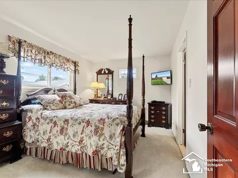 Bedroom - 14142 Dundee, Riverview, MI 48193 photo 1 of 5