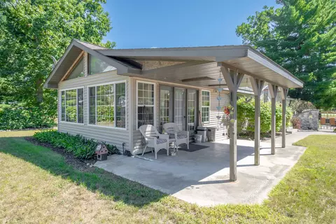 2179 Timber, Harrison, MI 48625 photo 5