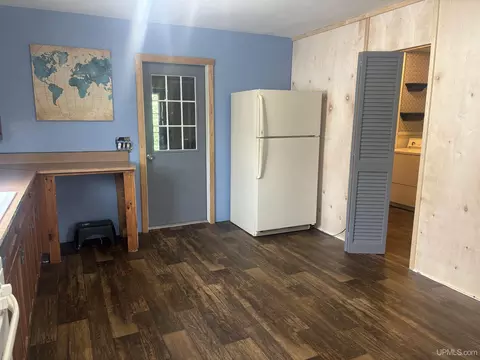 Other - 809 E Pierce, Wakefield, MI 49968 photo 3 of 11