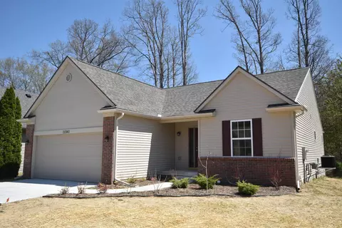 11461 Hidden Oaks #11, Clio, MI 48420