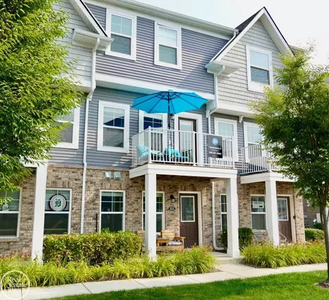 3315 Parkways, Auburn Hills, MI 48326