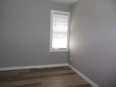 Bedroom - 400 N N Riv, Gladwin, MI 48624 photo 2 of 2