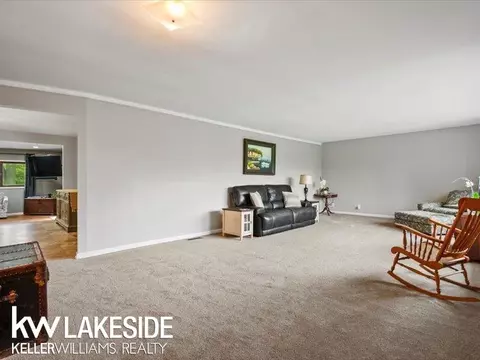 Living - 17550 Bordman, Armada, MI 48005 photo 4 of 7