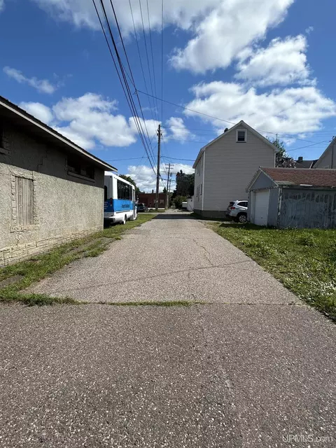 401 Cleveland, Ishpeming, MI 49849 photo 6