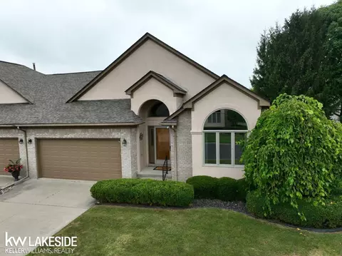 52240 Fish Crk, Macomb, MI 48042