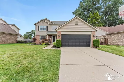 22455 Meadow Woods, Taylor, MI 48180