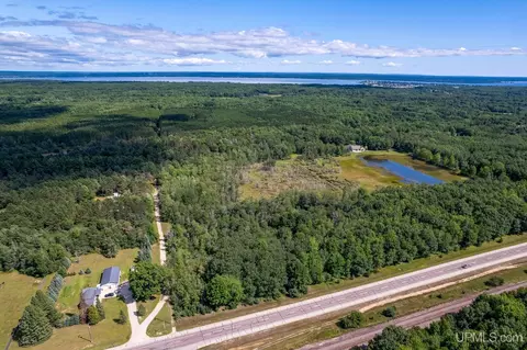 0000 Highway M35, Gladstone, MI 49837
