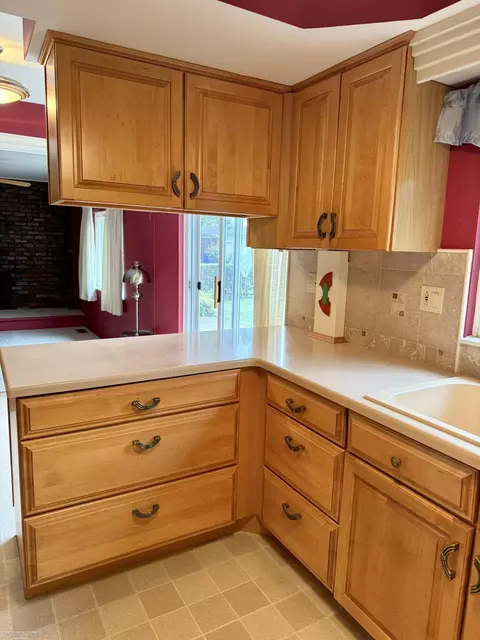 2218 Nancy, Warren, MI 48092 photo 8
