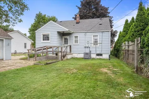 Exterior - 7924 Pelham, Taylor, MI 48180 photo 4 of 4