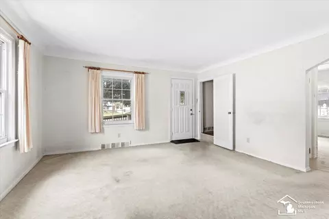 Living - 7924 Pelham, Taylor, MI 48180 photo 2 of 2
