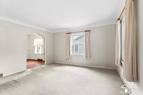 Living - 7924 Pelham, Taylor, MI 48180 photo 1 of 2