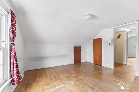 Bedroom - 7924 Pelham, Taylor, MI 48180 photo 6 of 8