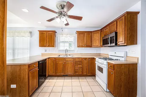 4187 Blue Riv, Saint Clair, MI 48079 photo 11