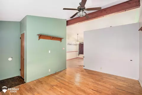 Living - 419 Fitzner, Davison, MI 48423 photo 2 of 2