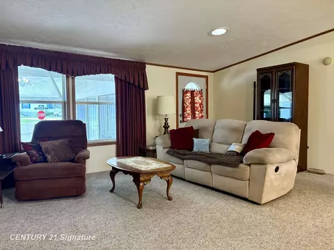 196 Apollo, Flushing, MI 48433 photo 7