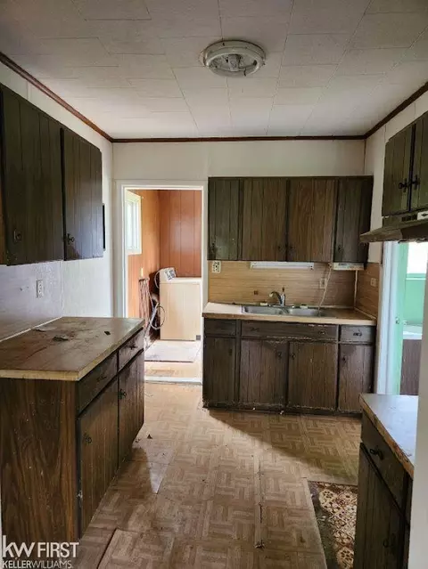 Kitchen - 2495 Lavelle, Flint, MI 48504 photo 1 of 1