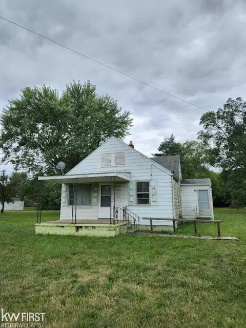 2495 Lavelle, Flint, MI 48504