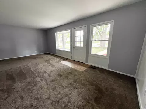 Living - 422 March, Adrian, MI 49221 photo 1 of 2