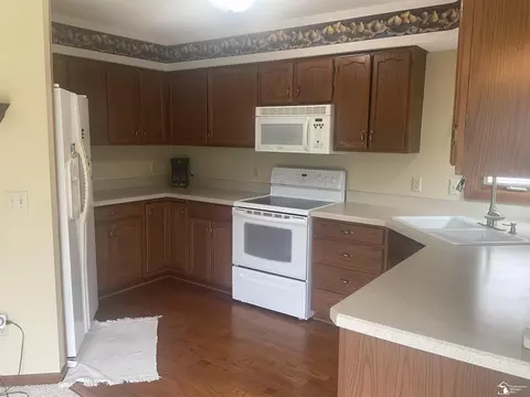 1704 W Fredericks, Monroe, MI 48162 photo 11