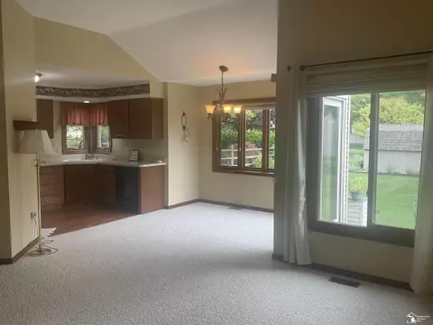 1704 W Fredericks, Monroe, MI 48162 photo 12