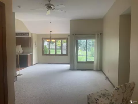 1704 W Fredericks, Monroe, MI 48162 photo 5