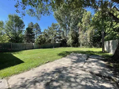 Exterior - 14827 10 Mile, Warren, MI 48091 photo 5 of 5