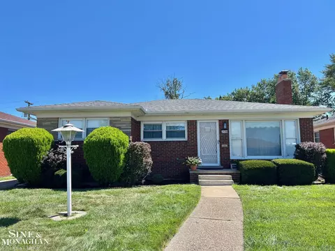 21780 Eastland, Eastpointe, MI 48021