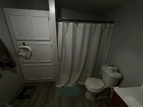 Bath - 8140 Baxter, Davison, MI 48423 photo 3 of 3