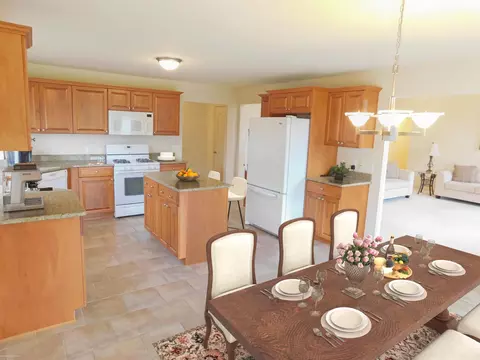 55365 Stewart, Macomb, MI 48042 photo 11