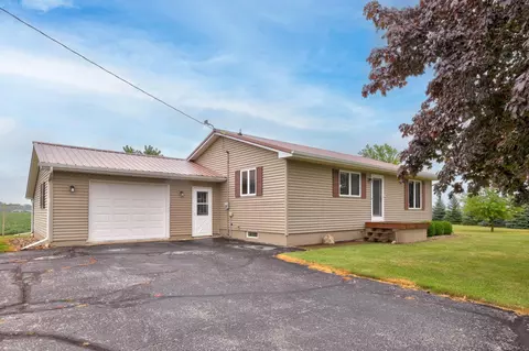 2165 S Tuscola, Munger, MI 48747