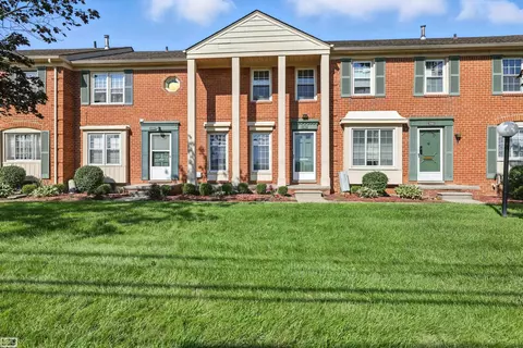 31057 Hoover, Warren, MI 48093