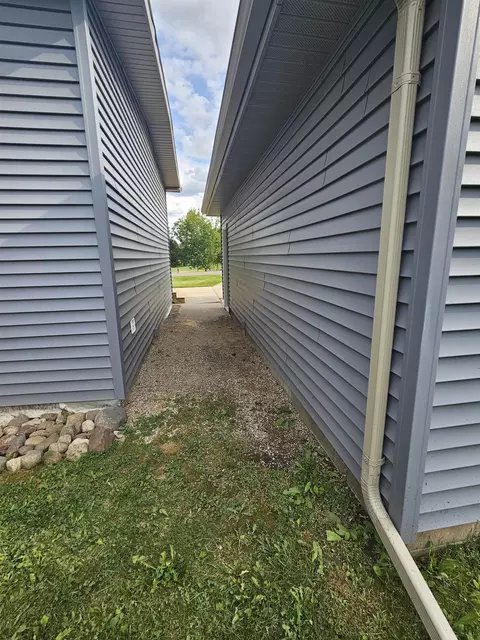 Exterior - 1836 Linksview, Gladwin, MI 48624 photo 10 of 15