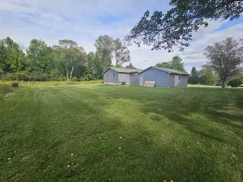 Exterior - 1836 Linksview, Gladwin, MI 48624 photo 2 of 15