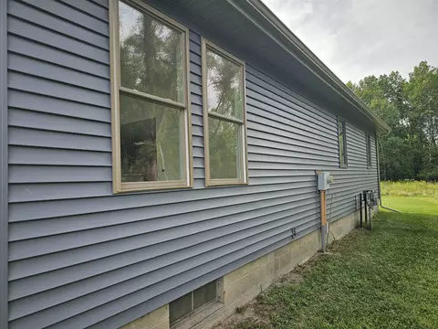 Exterior - 1836 Linksview, Gladwin, MI 48624 photo 11 of 15