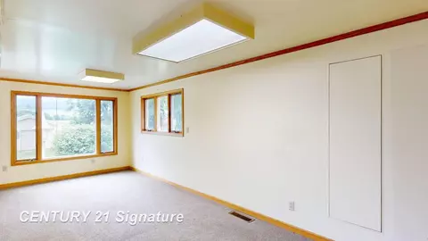 4295 W Maple, Flint, MI 48507 photo 16