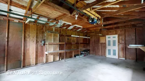 4295 W Maple, Flint, MI 48507 photo 51