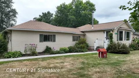 4295 W Maple, Flint, MI 48507 photo 4