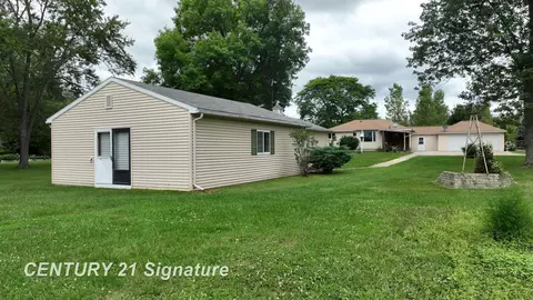 4295 W Maple, Flint, MI 48507 photo 47