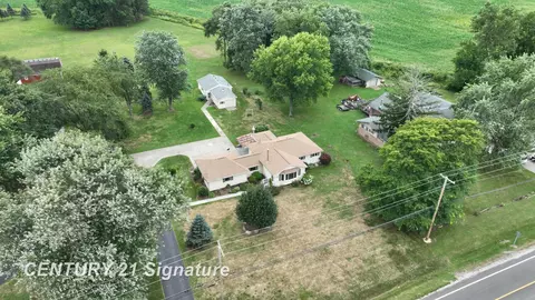 4295 W Maple, Flint, MI 48507 photo 7