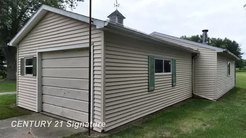 4295 W Maple, Flint, MI 48507 photo 45
