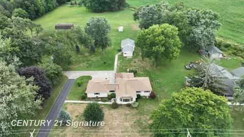 4295 W Maple, Flint, MI 48507 photo 6