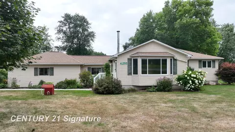 4295 W Maple, Flint, MI 48507