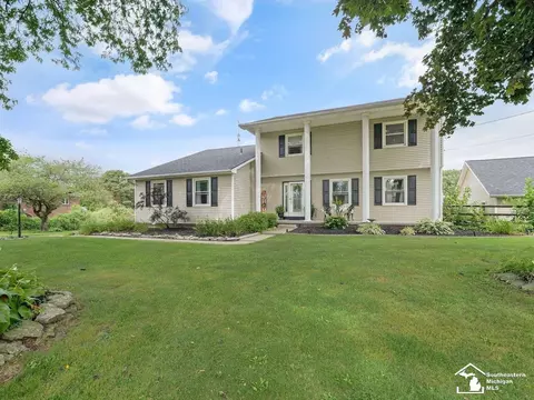 6233 Grandview, Erie, MI 48133